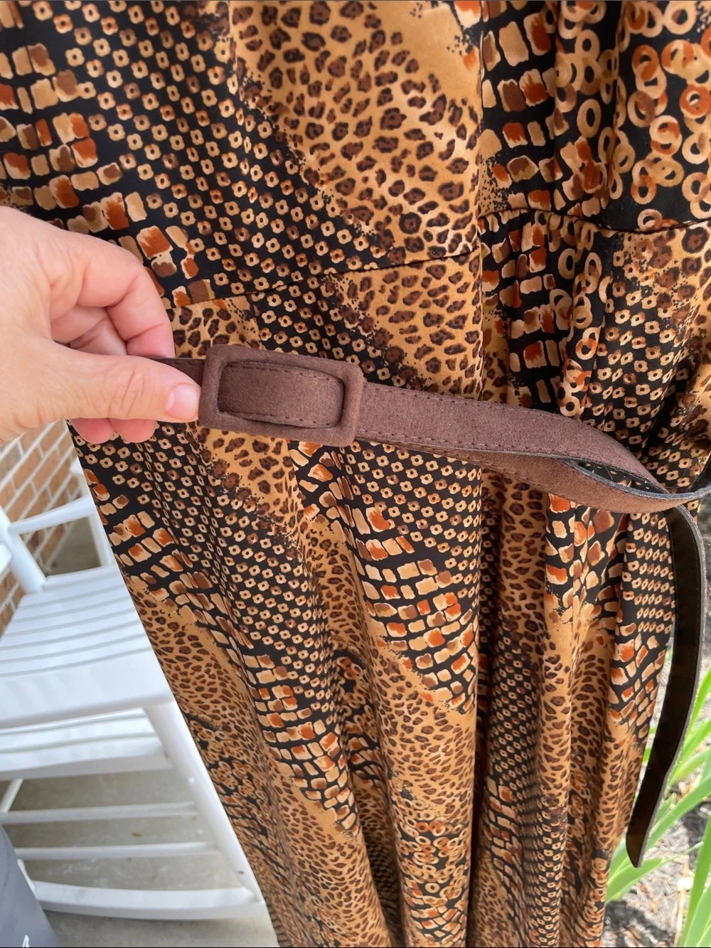 Flattering Chelsea Suite Brown Leopard-Print Midi Dress with Waist Tie belt - Picture 6 of 12